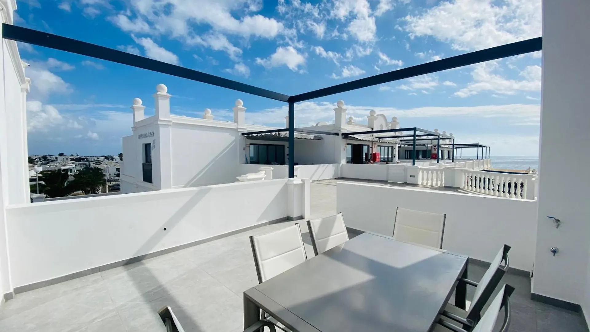 Atlantico Plaza Apartments Puerto del Carmen   Puerto del Carmen (Lanzarote)