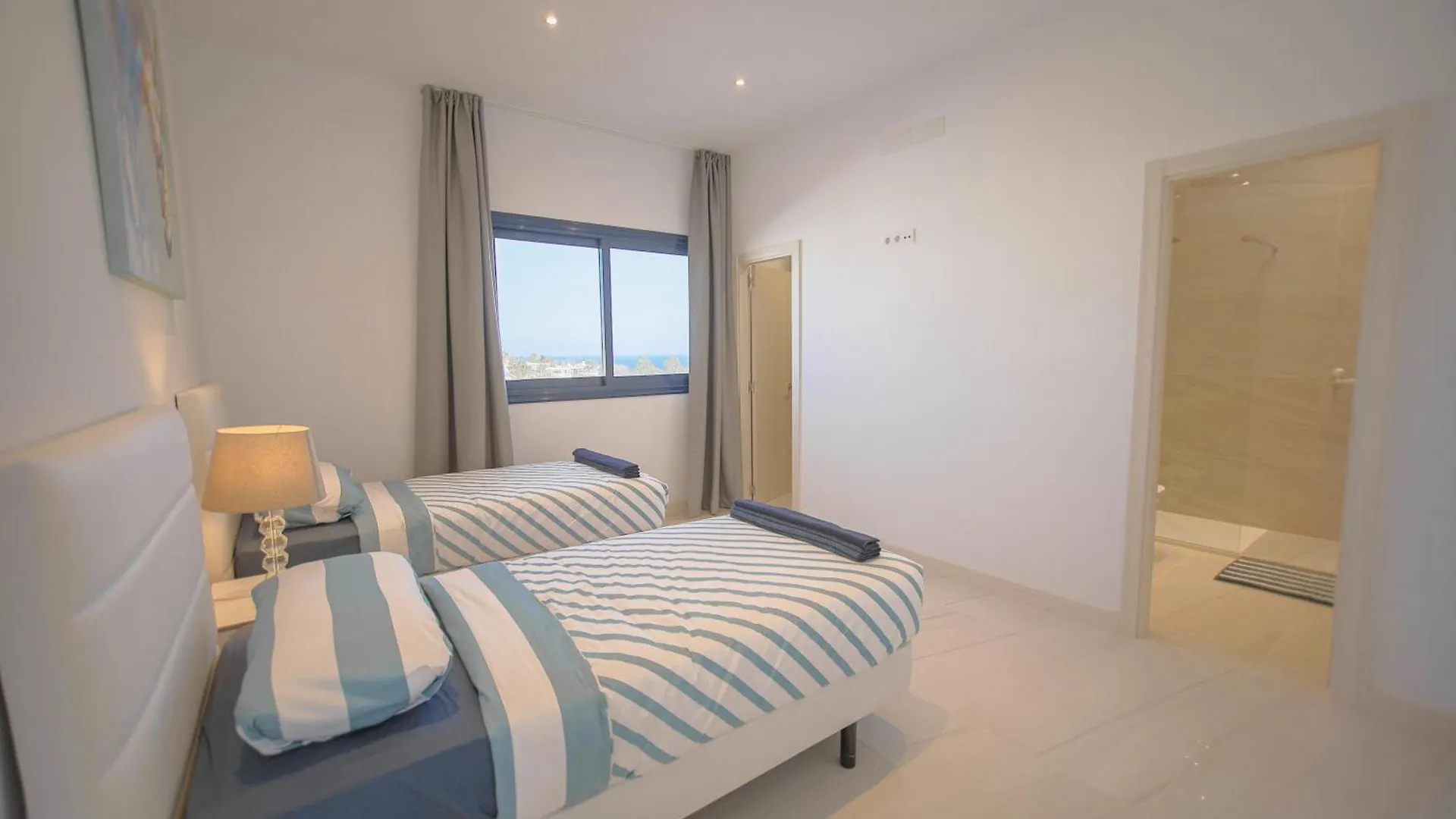 Atlantico Plaza Apartments Puerto del Carmen  0*, Puerto del Carmen (Lanzarote) Espagne