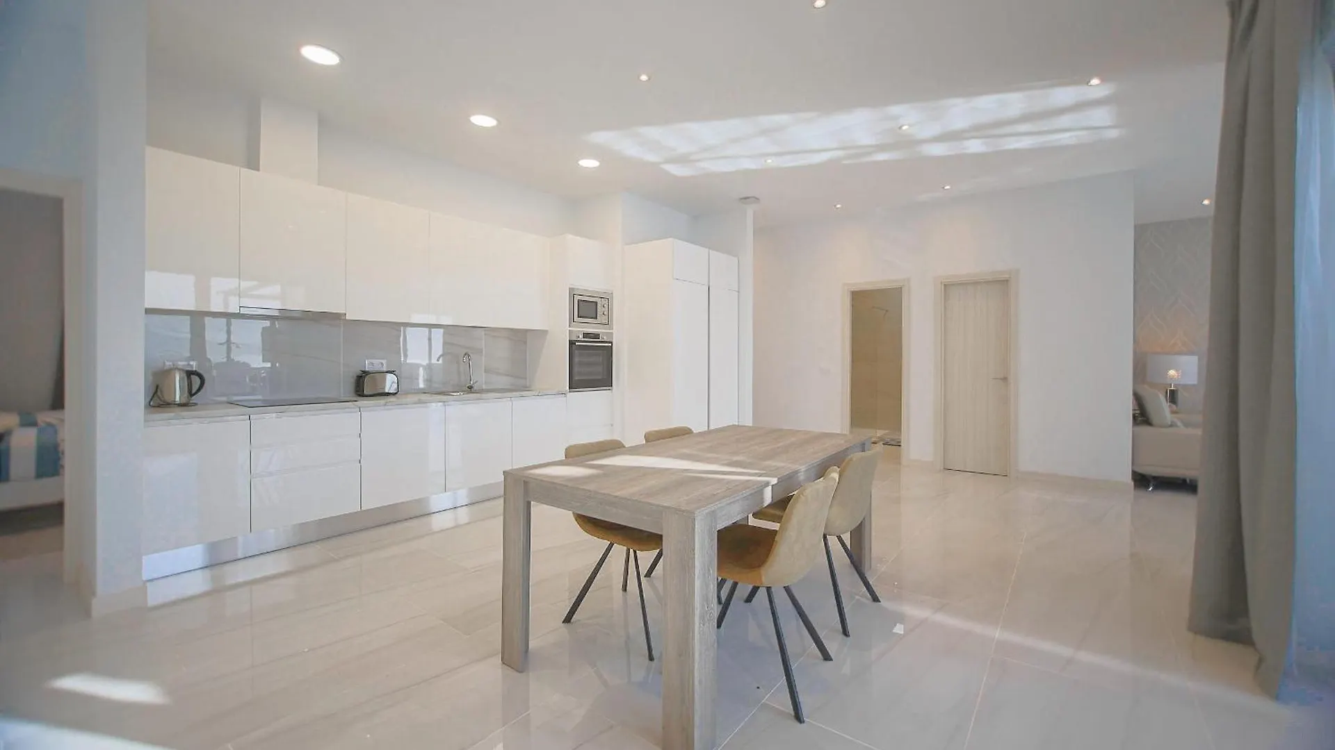 Atlantico Plaza Apartments Puerto del Carmen  Espagne