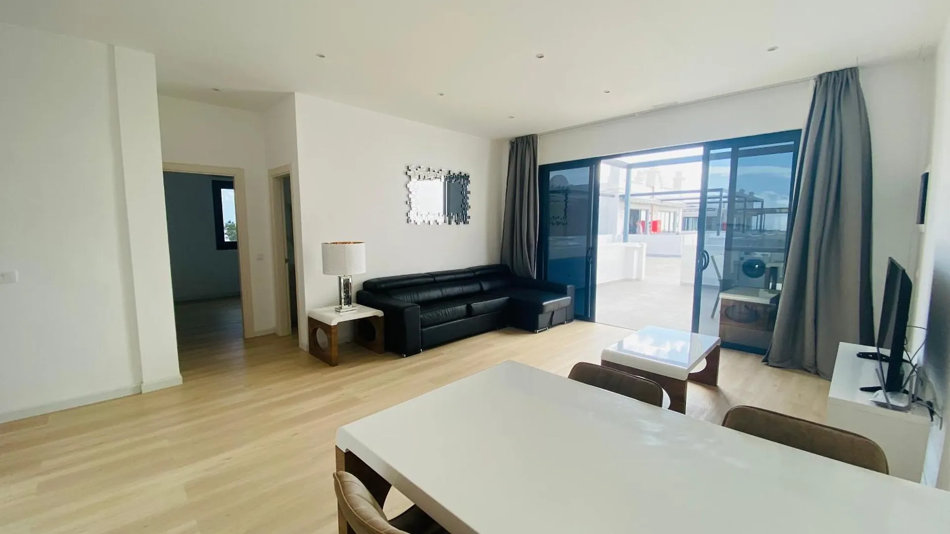 Atlantico Plaza Apartments Puerto del Carmen  Espagne